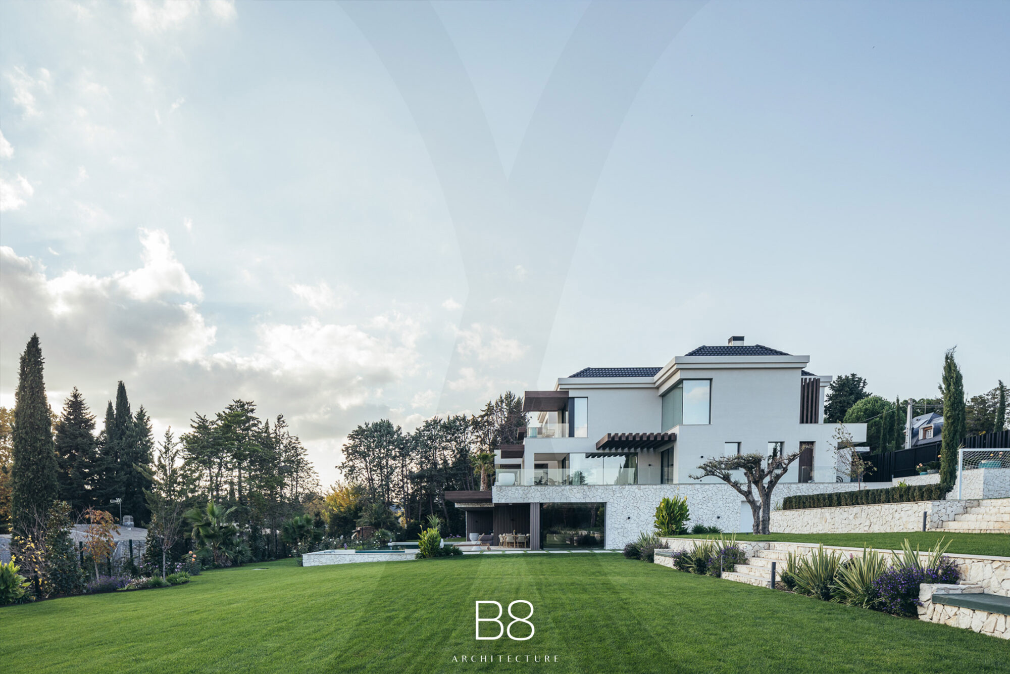 b8-architecture-modern-luxury-villa-magerit-madrid-exterior-12